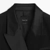 Blazer-tyylinen mekko satiinikoristeilla Blazer-tyylinen mekko satiinikoristeilla