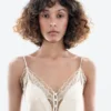 Camisole-toppi napit