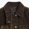Flockattu denimtakki, jossa kaulusyksityiskohdat Flockattu denimtakki, jossa kaulusyksityiskohdat