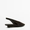 Halkaistu mokkanahkaiset slingback-kengät Halkaistu mokkanahkaiset slingback-kengät