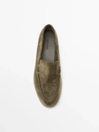 Halkaistu nahkaiset Loaferit