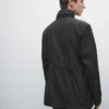 Hupullinen parka, jossa on kangasdetaljeja Hupullinen parka, jossa on kangasdetaljeja