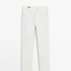 Keskikorkeat, lyhennetyt slim fit -farkut Keskikorkeat, lyhennetyt slim fit -farkut
