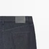 Kevyet, slim fit -malliset, pesun jälkeiset farkut Kevyet, slim fit -malliset, pesun jälkeiset farkut