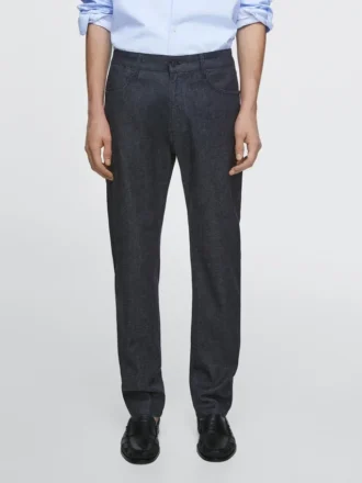 Kevyet, slim fit -malliset, pesun jälkeiset farkut