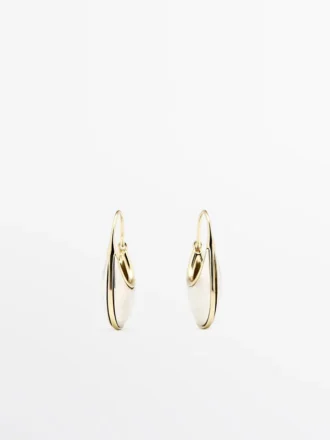Kivirenkaiset korvakorut