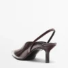 Korkeakorkoiset slingback-kengät Korkeakorkoiset slingback-kengät