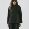 Lyhyt, topattu parka, jossa kaulus Lyhyt, topattu parka, jossa kaulus