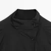 Lyhyt, topattu parka, jossa kaulus Lyhyt, topattu parka, jossa kaulus