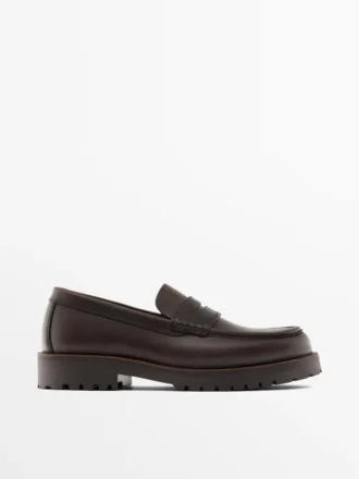 Moc-kärkiset loaferit, joissa on urapohja
