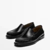 Nahkaiset loaferit kiiltävällä viimeistelyllä Nahkaiset loaferit kiiltävällä viimeistelyllä