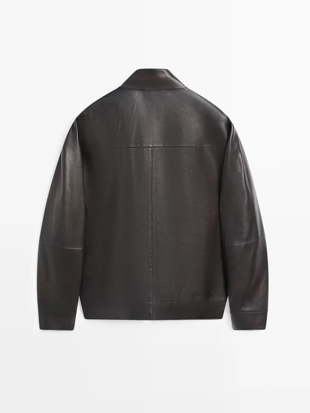 Nappanahkainen takki, jossa on kulunut vaikutelma Nappanahkainen takki, jossa on kulunut vaikutelma