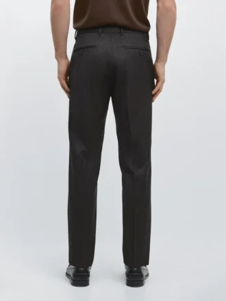 nauhakuvioiset viilen villan puvut 2 330x440 - Nauhakuvioiset viile&auml;n villan puvut