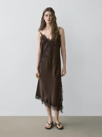 Pitsikoristeinen camisole-meko