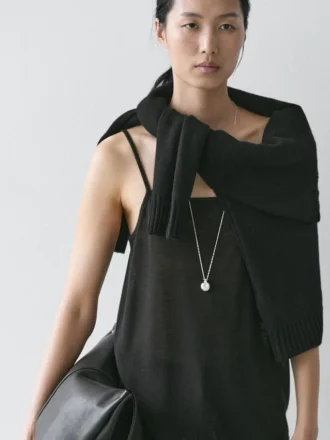 Pitsikoristeinen camisole-toppi Pitsikoristeinen camisole-toppi