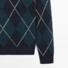 Puuvillaneulepusero, jossa on argyle-kuvio Puuvillaneulepusero, jossa on argyle-kuvio