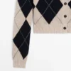 Puuvillaseoksesta valmistettu argyle-neuletakki