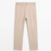 Puuvillaseoksesta valmistetut slim fit -housut Puuvillaseoksesta valmistetut slim fit -housut