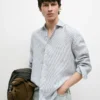 Raidallinen slim fit -linenpaita Raidallinen slim fit -linenpaita