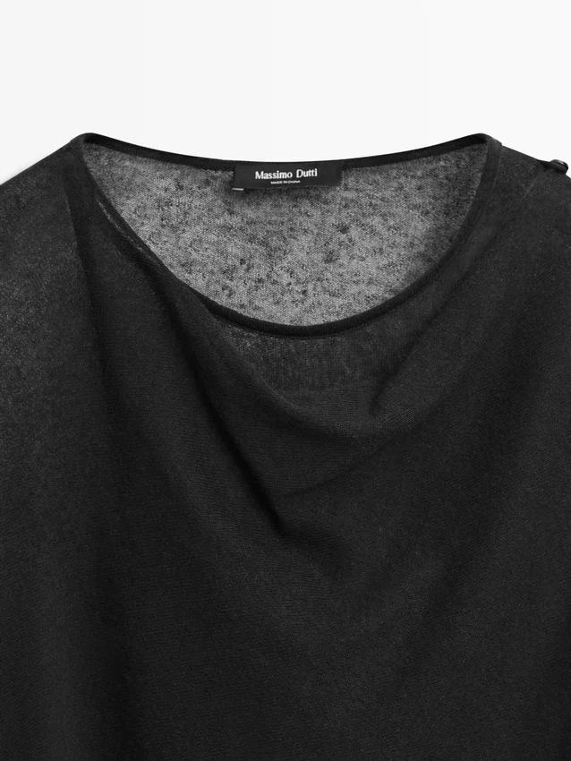 Surplice-mallinen pellavaseos-kapetoppi Surplice-mallinen pellavaseos-kapetoppi