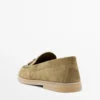Tassel-koristeiset split-nahkaiset loaferit Tassel-koristeiset split-nahkaiset loaferit